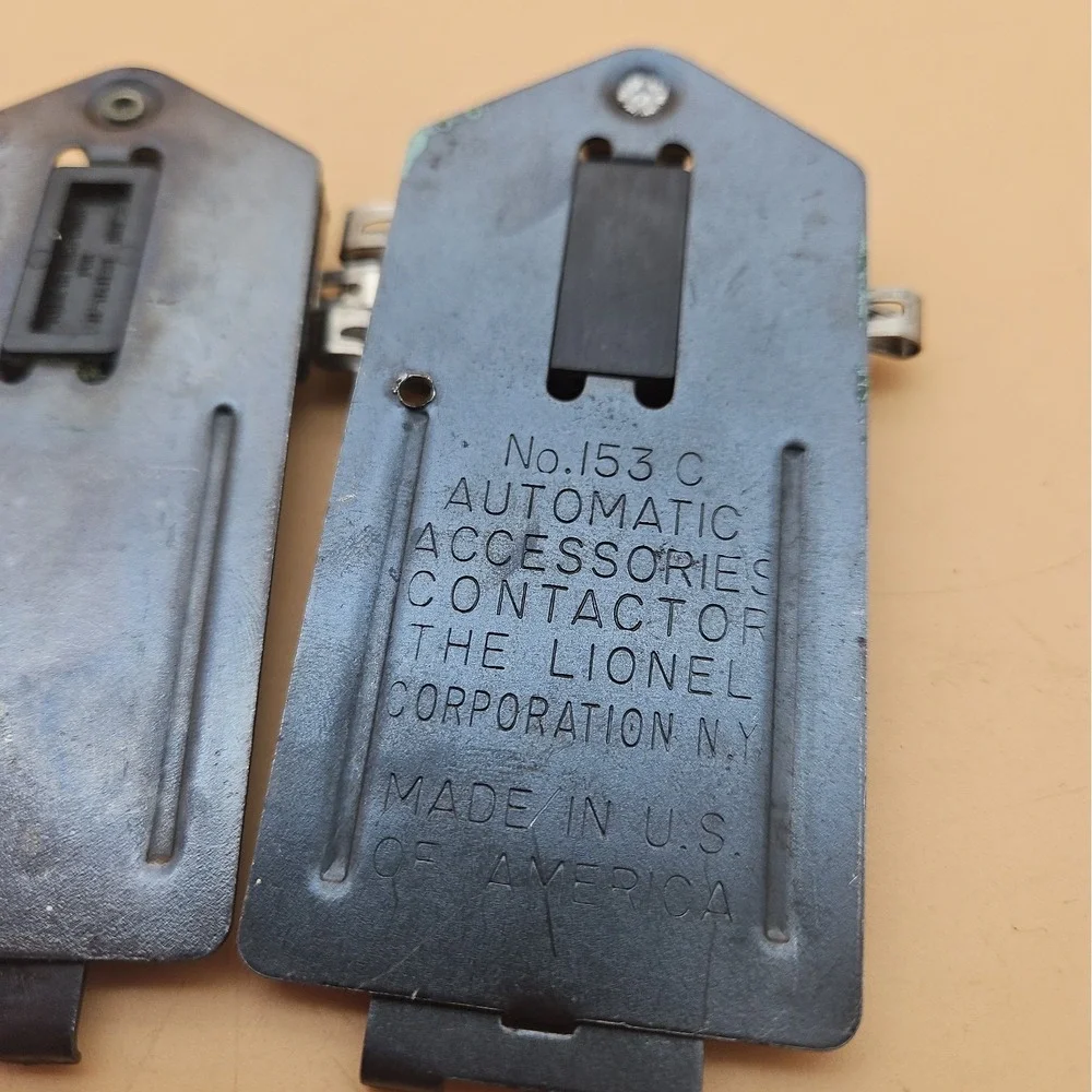 Lot of 2 Vintage Lionel Postwar 153C Contactors Automatic Accessories